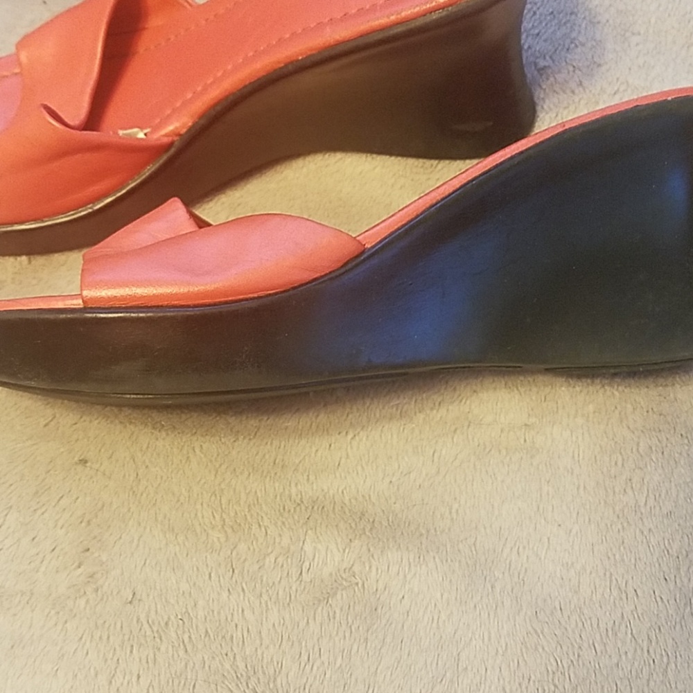 Shoes - Picture 2 of 4